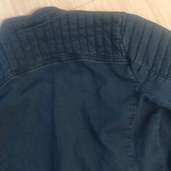 Jean jacket - Picture 4 of 6